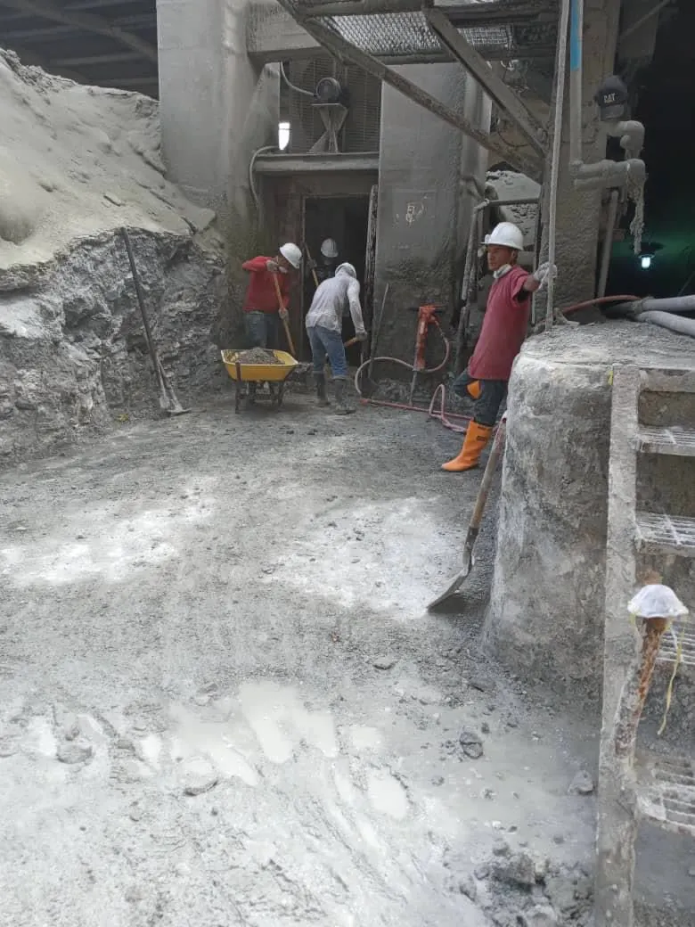 Trabajos en planta de cemento